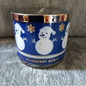 NWT Bath and Body Works 3-wick Candle Blueberry Sugar Scented
